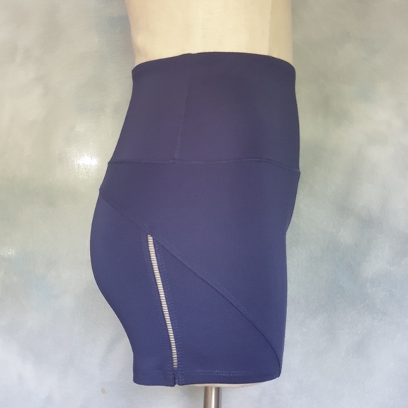 Marika Active Eclipse Navy Blue Wide High Waist Bike Shorts w/ InterLok Wick Sm - Picture 4 of 16